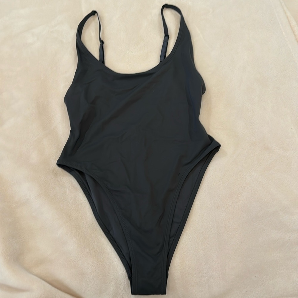 SKIMS swim
